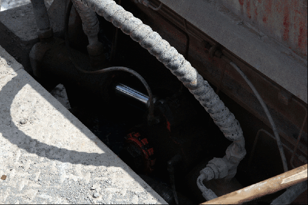 泵車、混凝土泵、混凝土