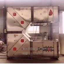 一款專用于大米種子的Z型提升機(jī)，驅(qū)動(dòng)功率小，節(jié)能環(huán)保，便與保養(yǎng)